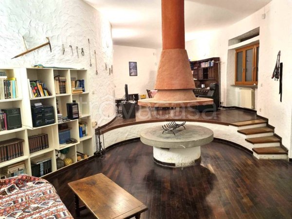 casa indipendente in vendita a Formello