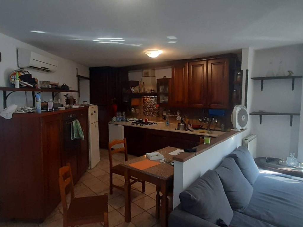 casa indipendente in vendita a Formello