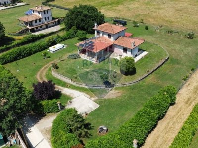 casa indipendente in vendita a Formello