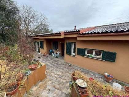 casa indipendente in vendita a Formello