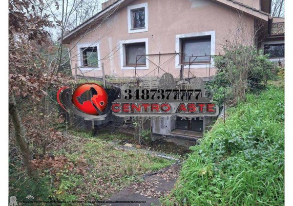 casa indipendente in vendita a Formello