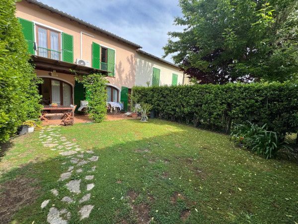 casa indipendente in vendita a Formello in zona Le Rughe