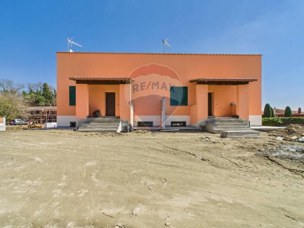 casa indipendente in vendita a Formello in zona Le Rughe