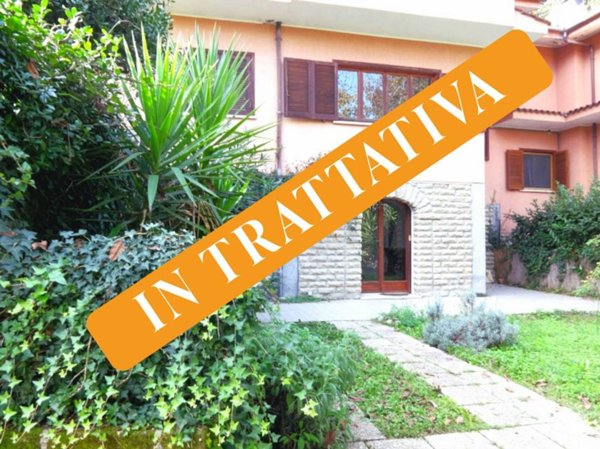 casa indipendente in vendita a Formello in zona Le Rughe