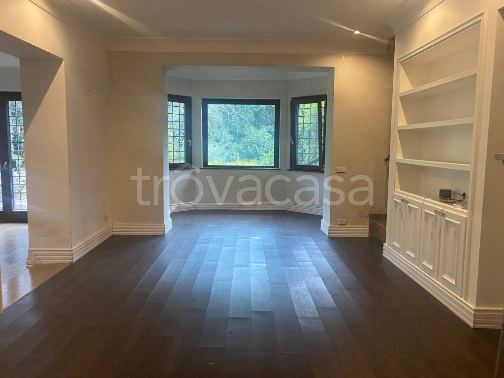 casa indipendente in vendita a Formello