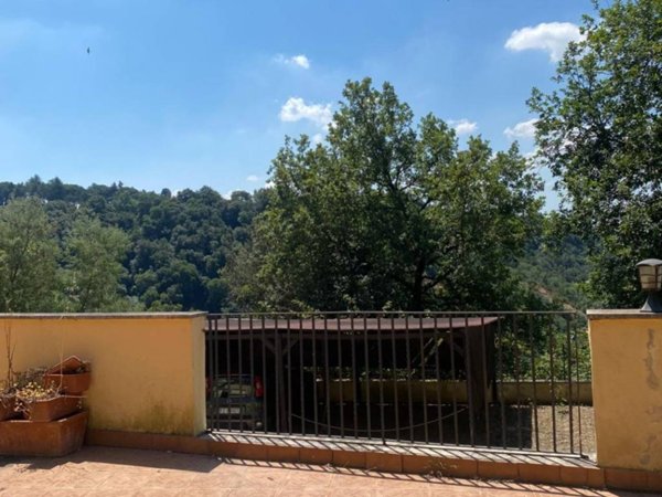 casa indipendente in vendita a Formello in zona Le Rughe