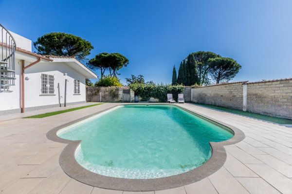 casa indipendente in vendita a Formello