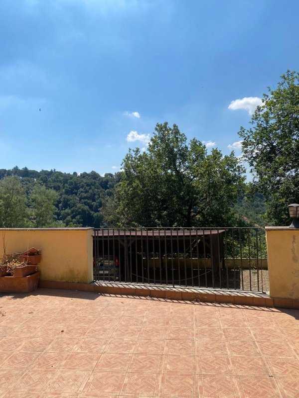 casa indipendente in vendita a Formello