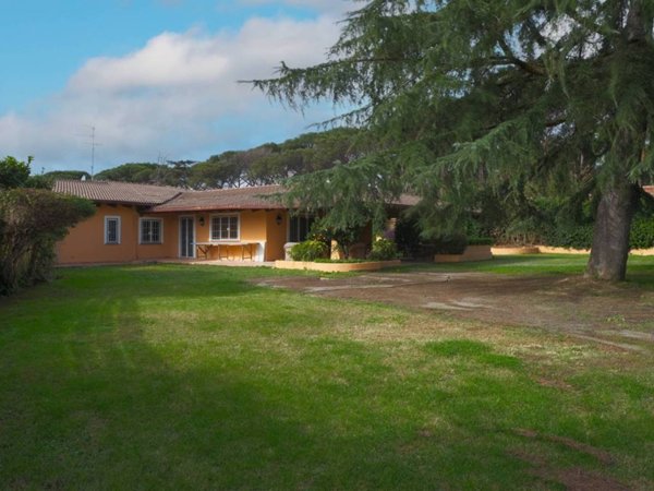 casa indipendente in vendita a Formello in zona Le Rughe