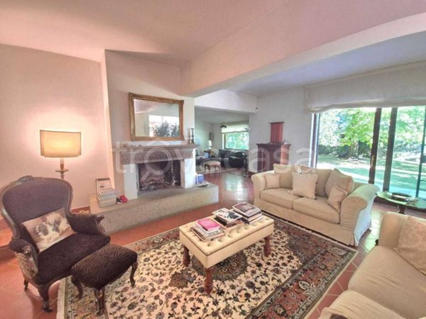 casa indipendente in vendita a Formello