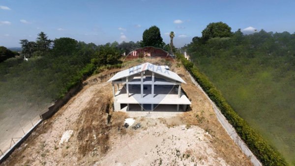 casa indipendente in vendita a Formello