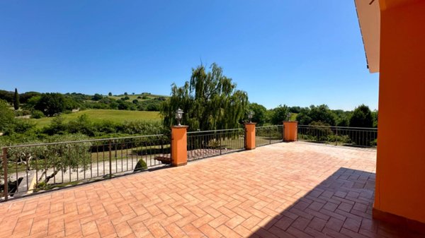 casa indipendente in vendita a Formello