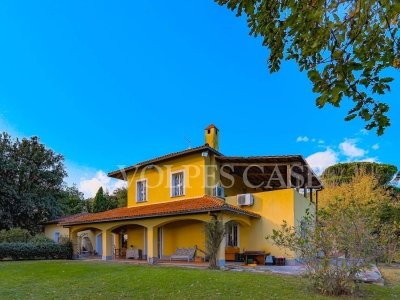 casa indipendente in vendita a Formello