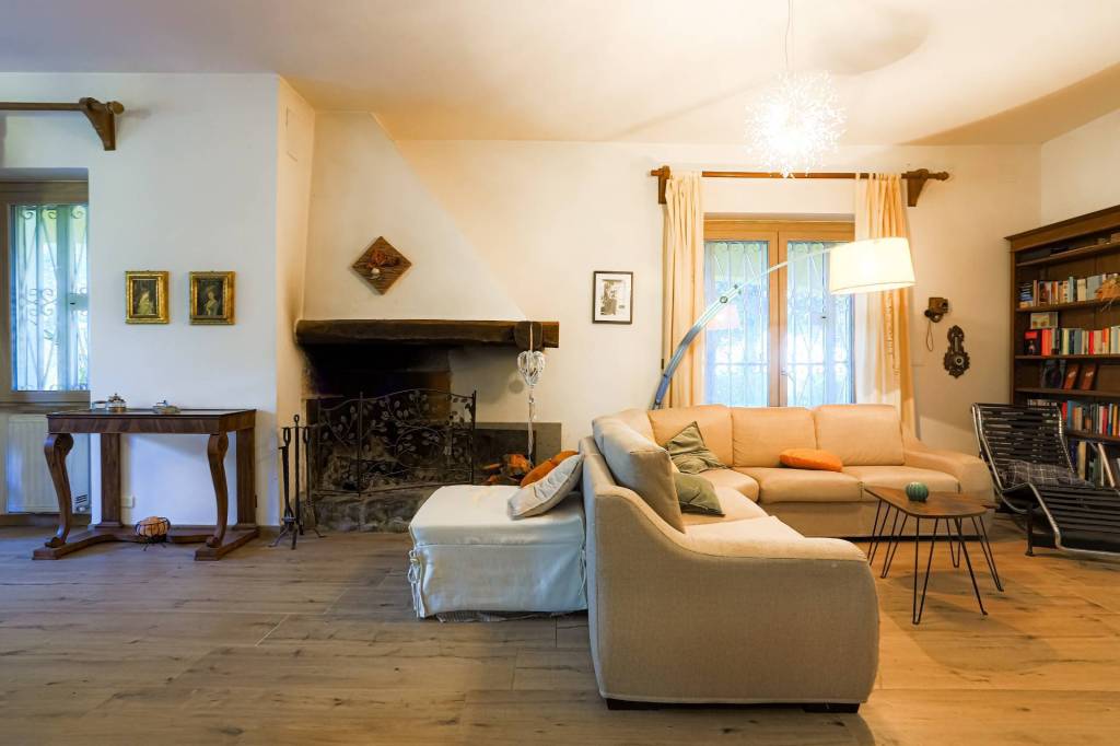 casa indipendente in vendita a Formello