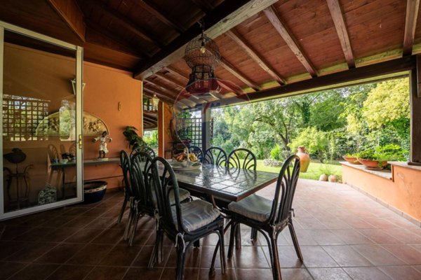 casa indipendente in vendita a Formello in zona Le Rughe