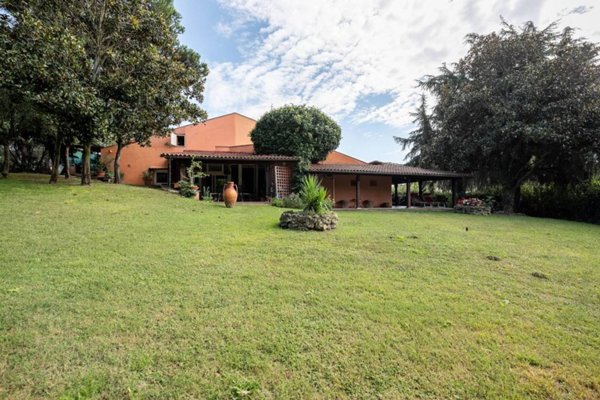 casa indipendente in vendita a Formello in zona Le Rughe