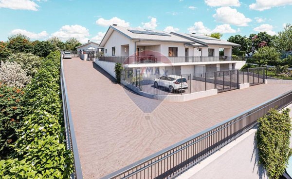 casa indipendente in vendita a Formello