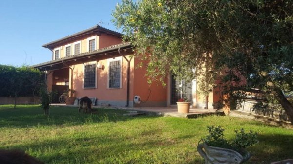 villa in vendita a Formello