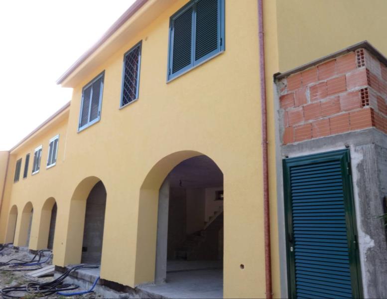 casa indipendente in vendita a Formello in zona Le Rughe