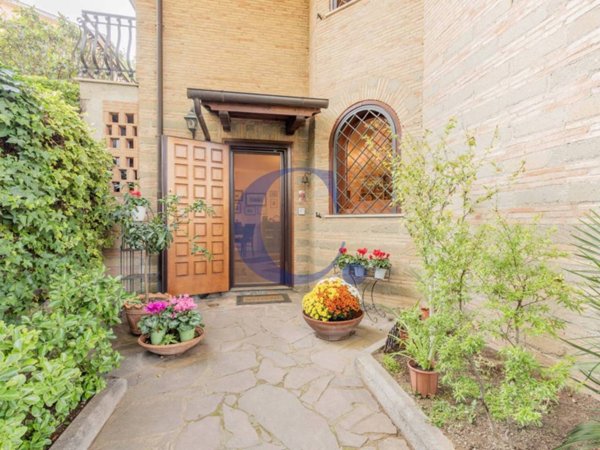 casa indipendente in vendita a Formello in zona Le Rughe