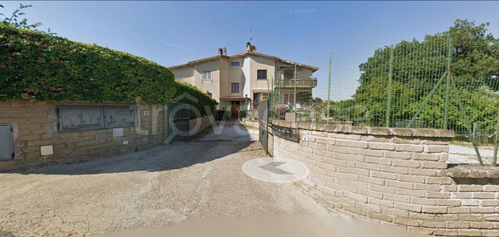 casa indipendente in vendita a Formello