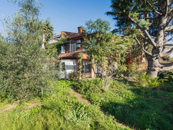 casa indipendente in vendita a Formello in zona Le Rughe