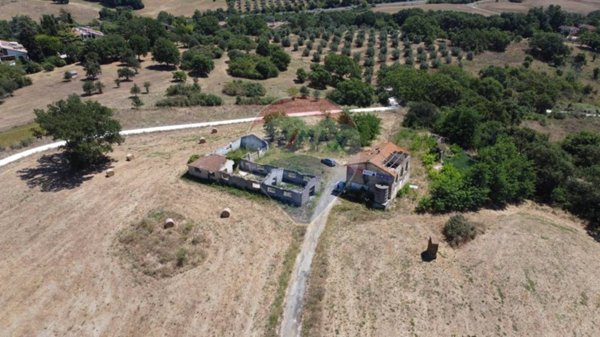 casale in vendita a Formello