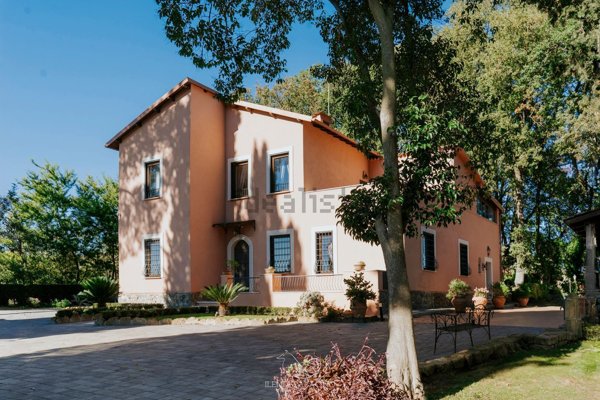 casa indipendente in vendita a Formello in zona Le Rughe