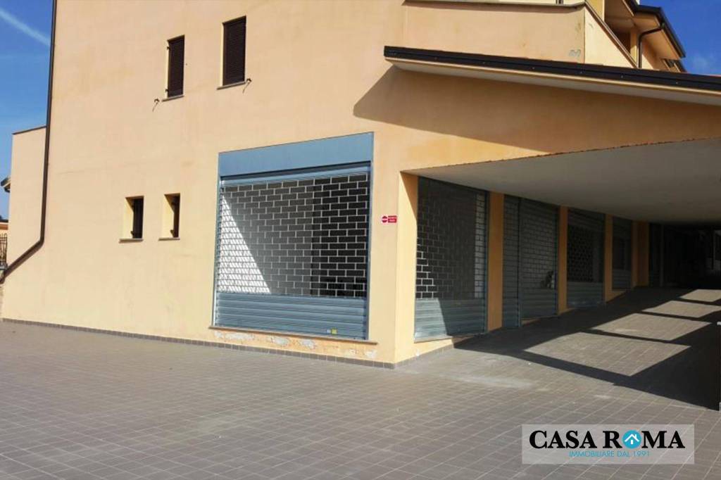 negozio in vendita a Formello