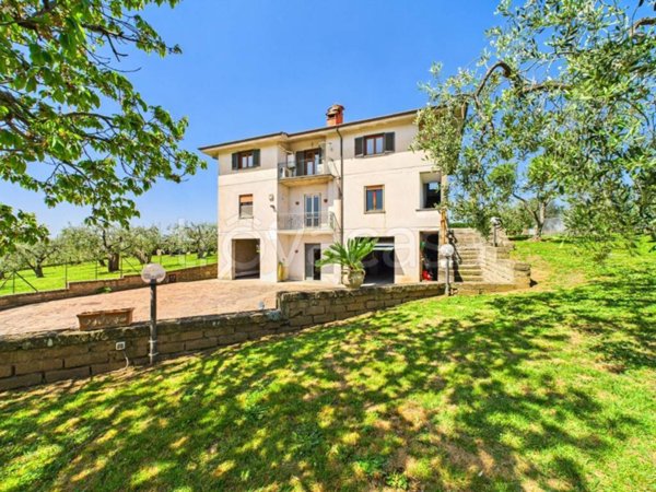casa indipendente in vendita a Formello in zona Le Rughe