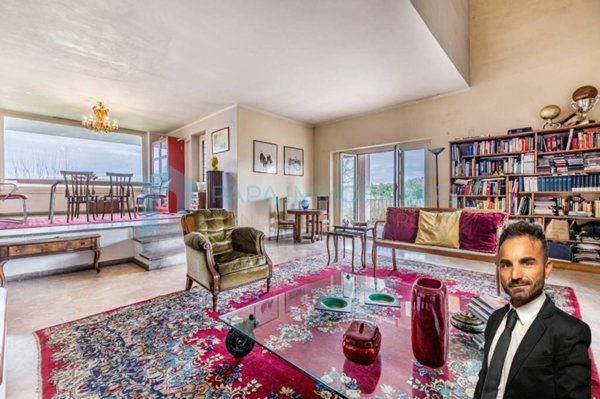 casa indipendente in vendita a Formello