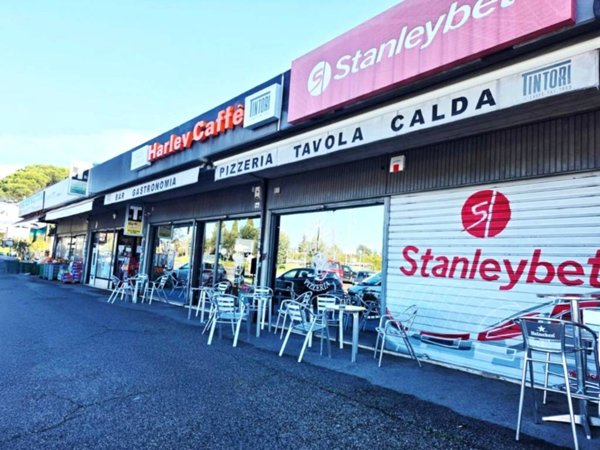 negozio in vendita a Formello in zona Le Rughe