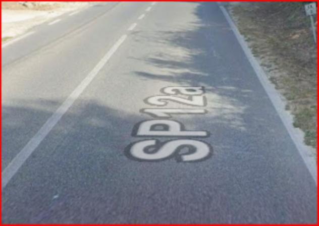 locale commerciale in vendita a Formello