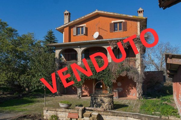 casa indipendente in vendita a Formello