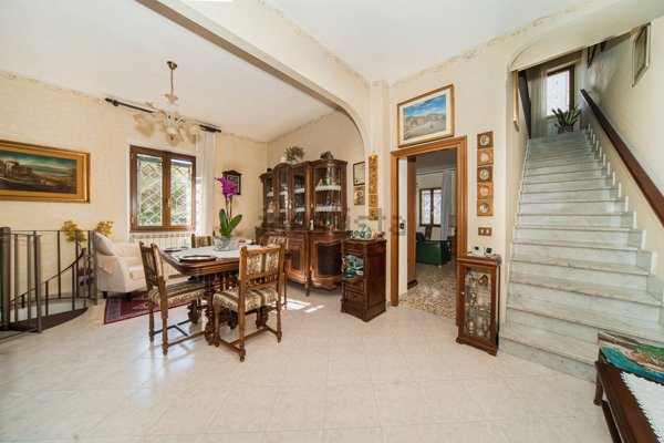 quadrivano in vendita a Formello