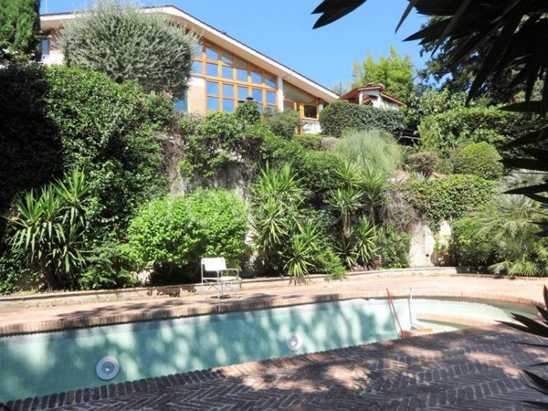 casa indipendente in vendita a Formello in zona Le Rughe