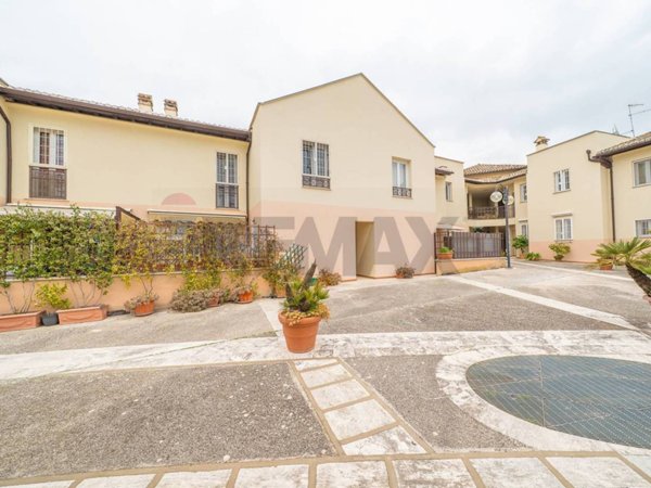 appartamento in vendita a Formello