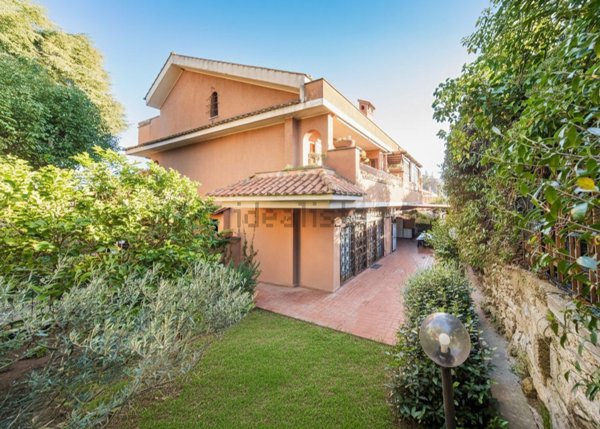 appartamento in vendita a Formello