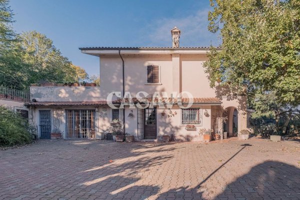 casa indipendente in vendita a Formello