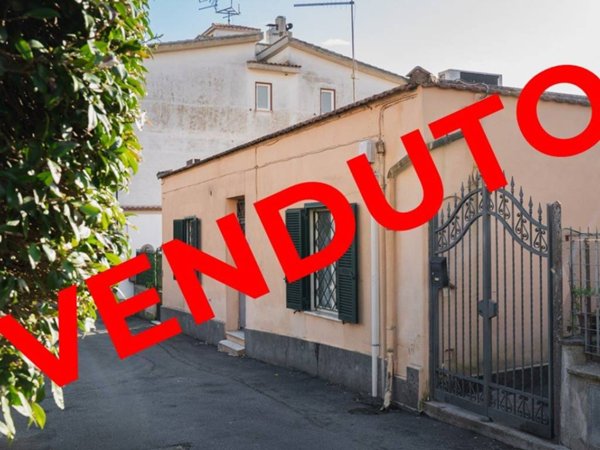 appartamento in vendita a Formello