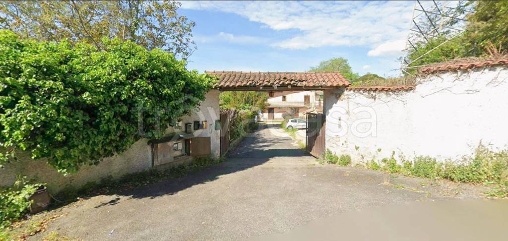 casa indipendente in vendita a Formello