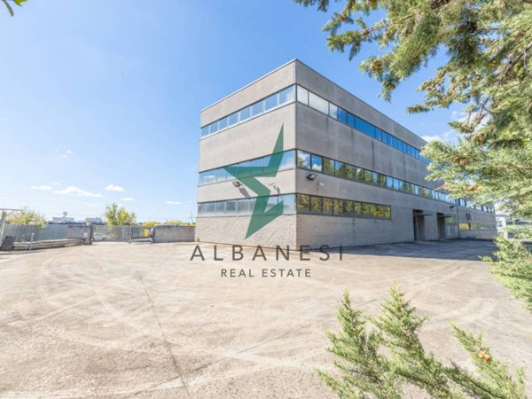 intera palazzina in vendita a Formello