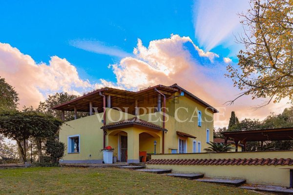 casa indipendente in vendita a Formello