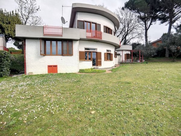 casa indipendente in vendita a Formello in zona Le Rughe