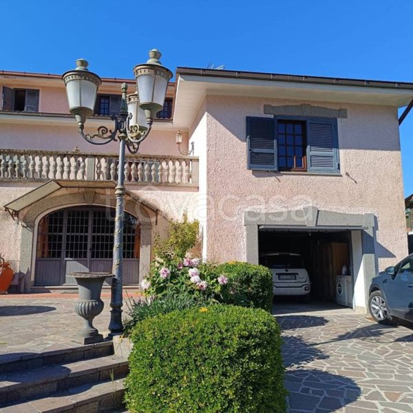 casa indipendente in vendita a Formello