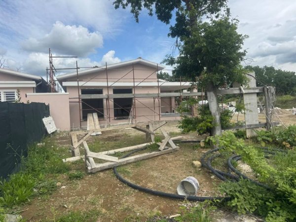 casa indipendente in vendita a Formello in zona Le Rughe