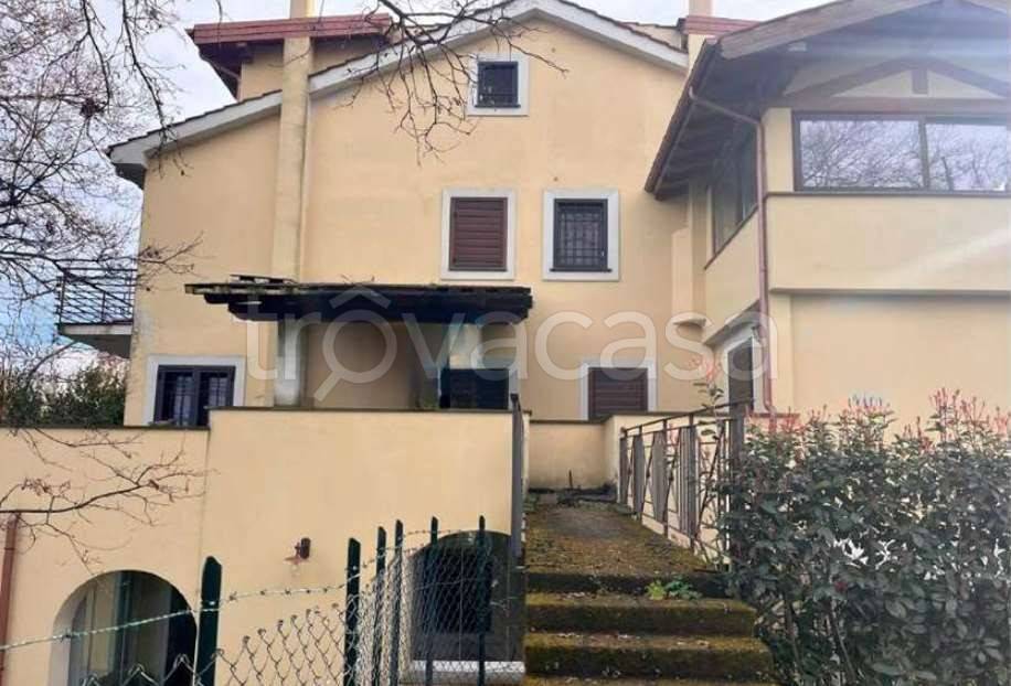 casa indipendente in vendita a Formello
