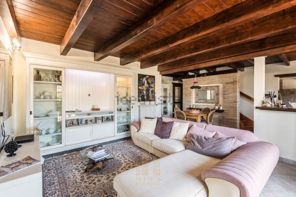 casa indipendente in vendita a Formello in zona Le Rughe