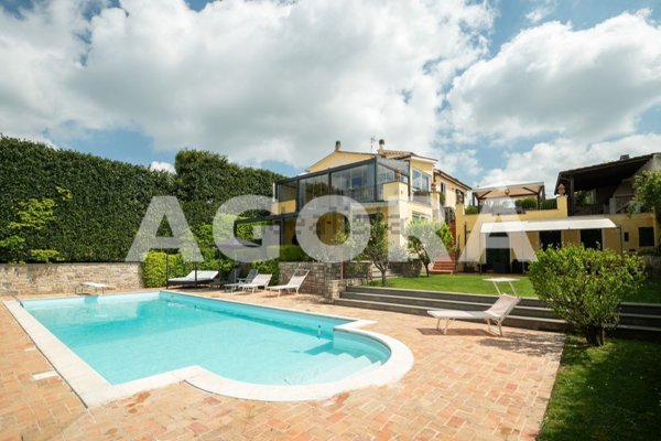 casa indipendente in vendita a Formello in zona Le Rughe