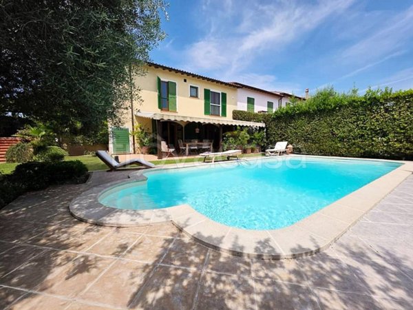 casa indipendente in vendita a Formello in zona Le Rughe
